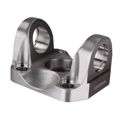Sonnax Flange Yoke, 1350 Uj 3.5 Bolt Circle, Each